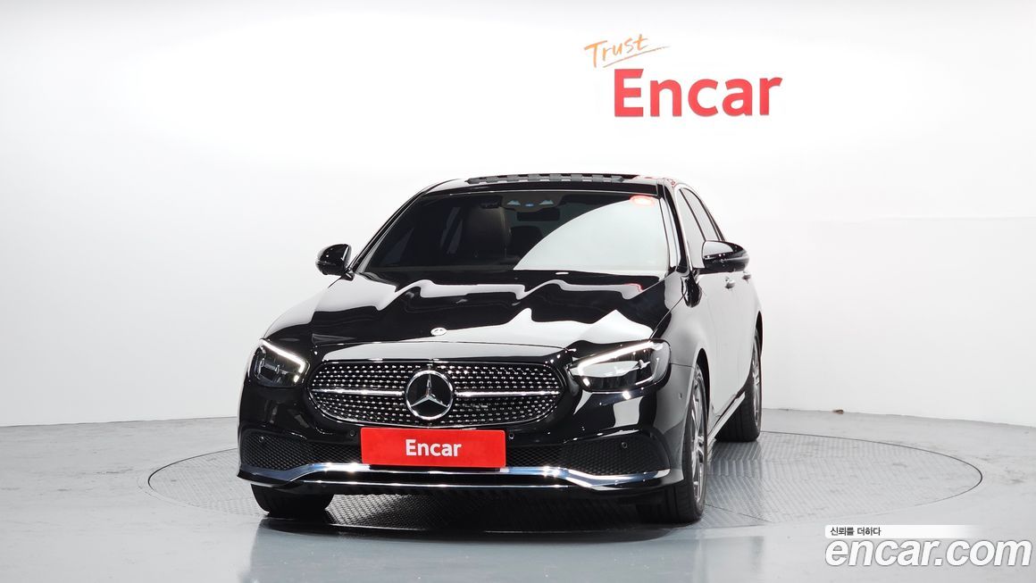 Mercedes-Benz E-Class 2023