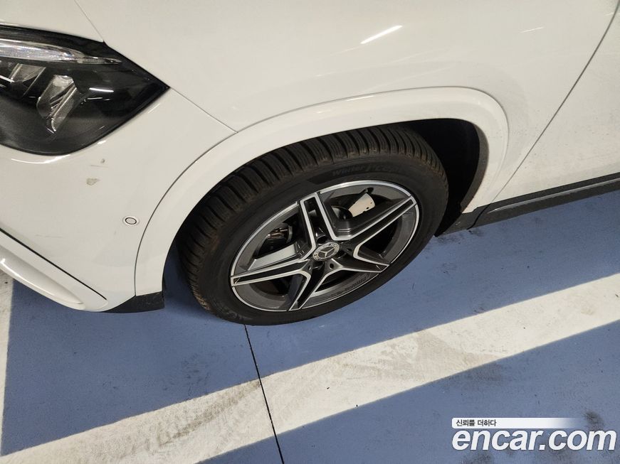 Mercedes-Benz GLA-Class 2024