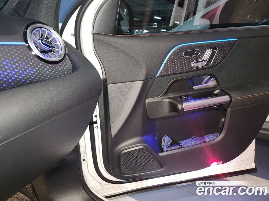 Mercedes-Benz GLA-Class 2024