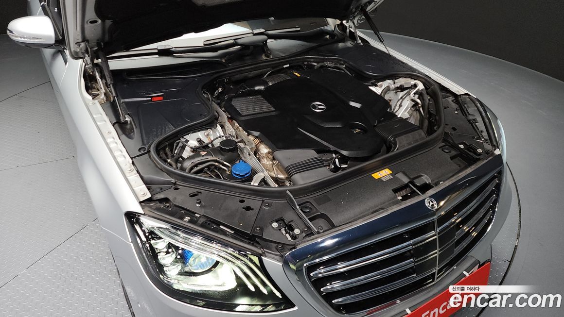 Mercedes-Benz S-Class 2019