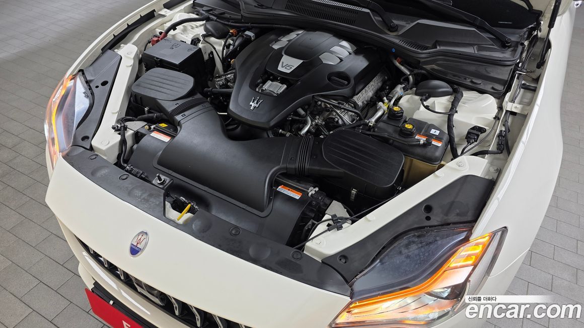 Maserati Quattroporte 2021