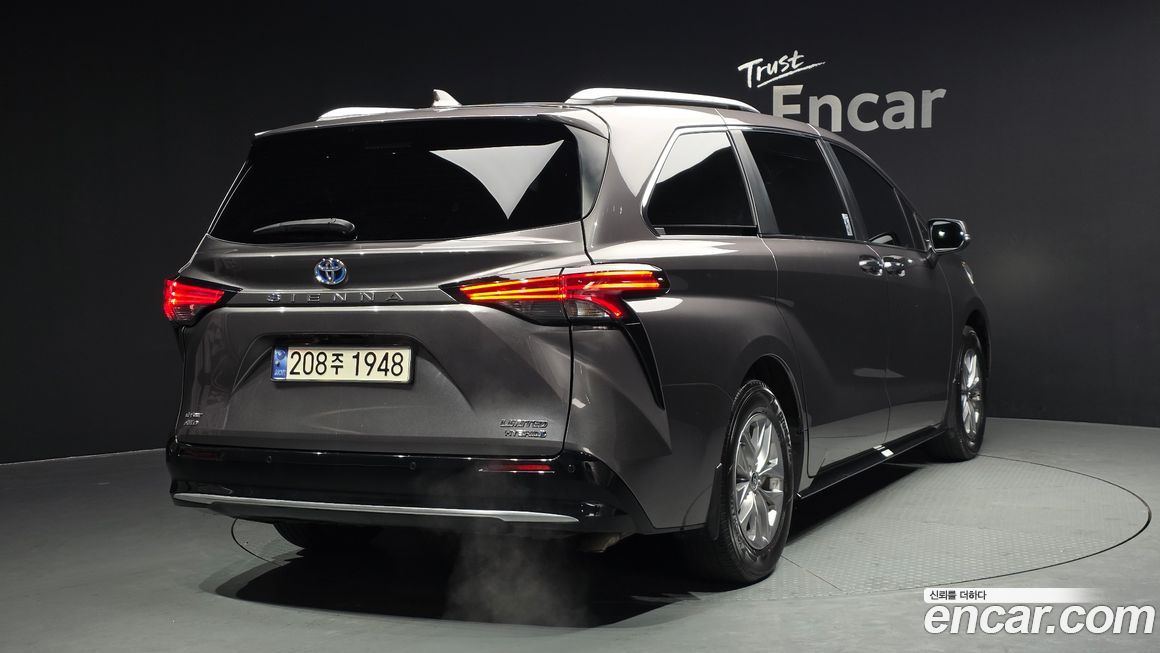 Toyota Sienna 2023