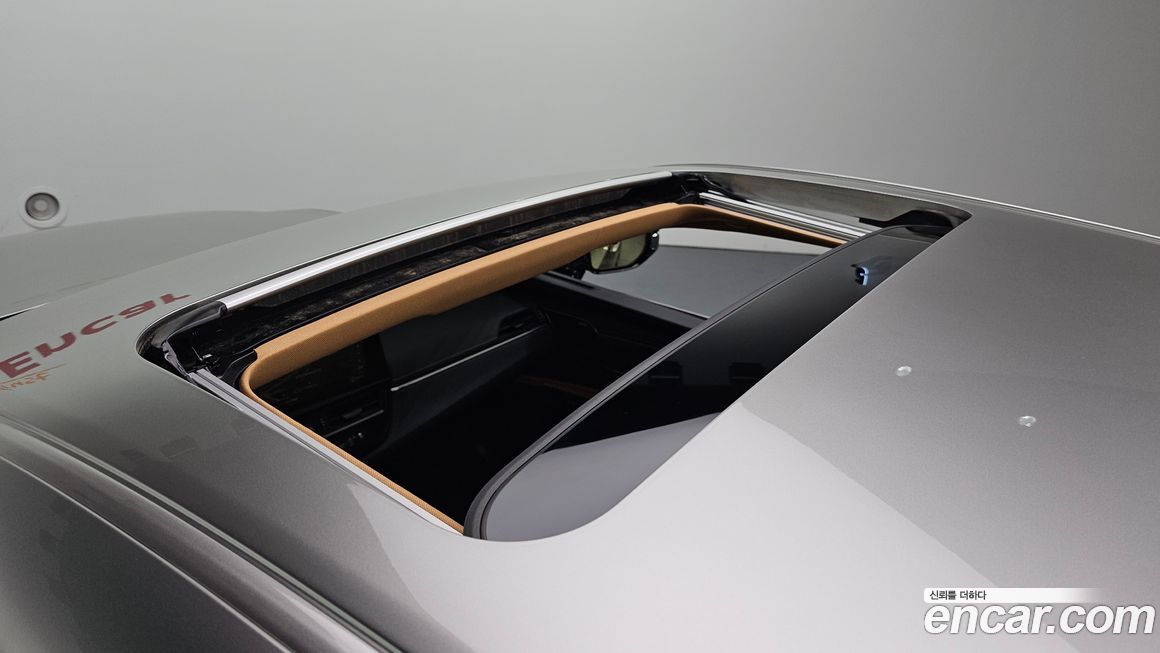 Lexus ES 2025