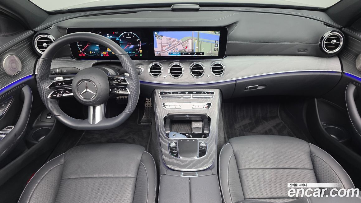 Mercedes-Benz E-Class 2022