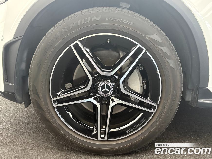 Mercedes-Benz GLC-Class 2022