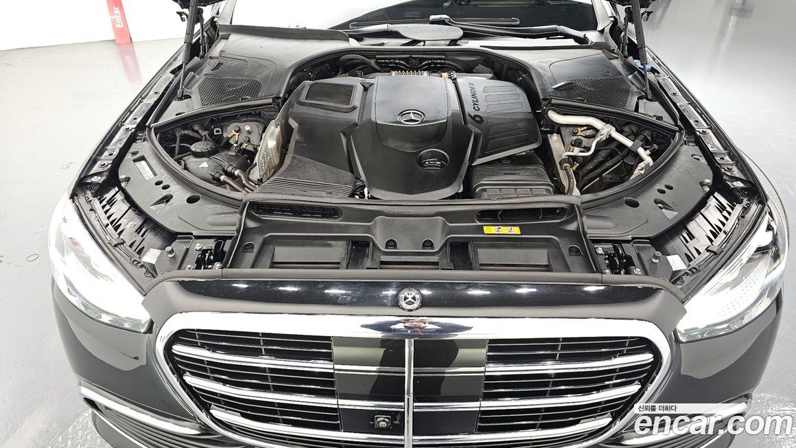 Mercedes-Benz S-Class 2021