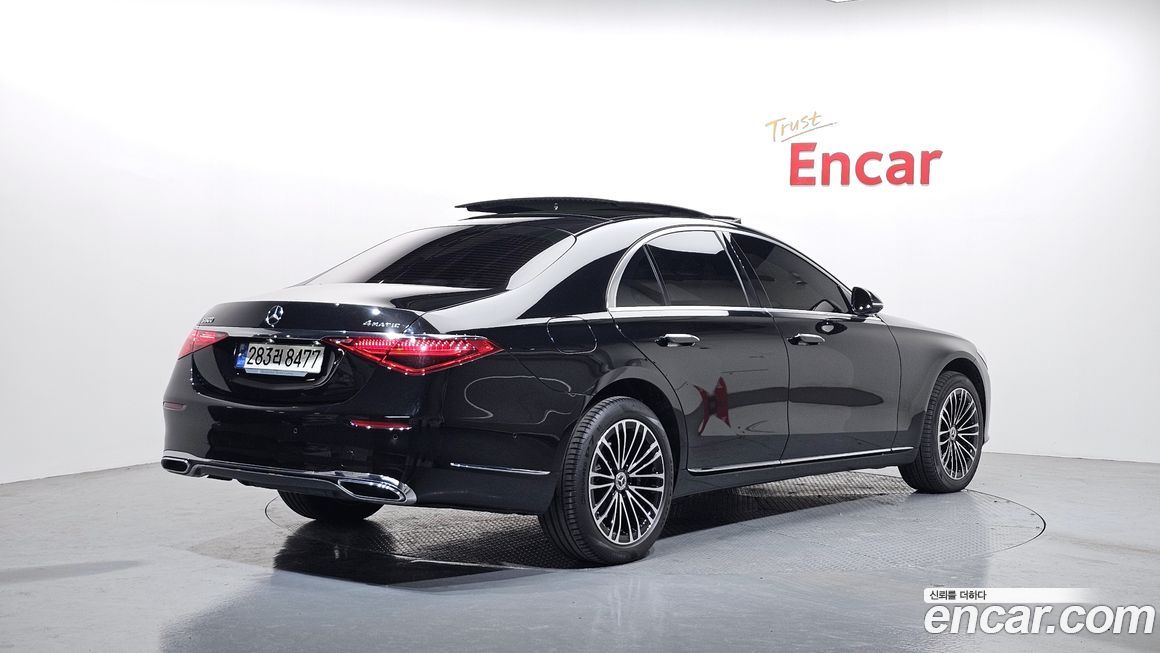 Mercedes-Benz S-Class 2021