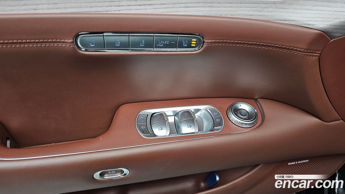 Genesis G90 2023