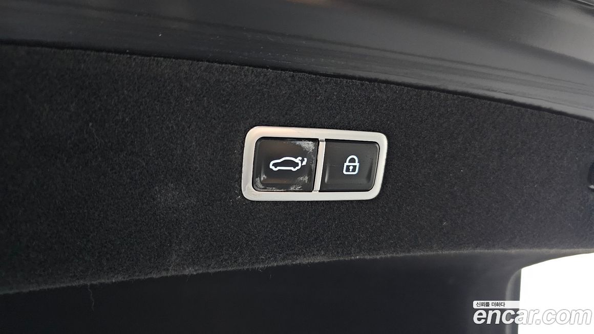Genesis G90 2023
