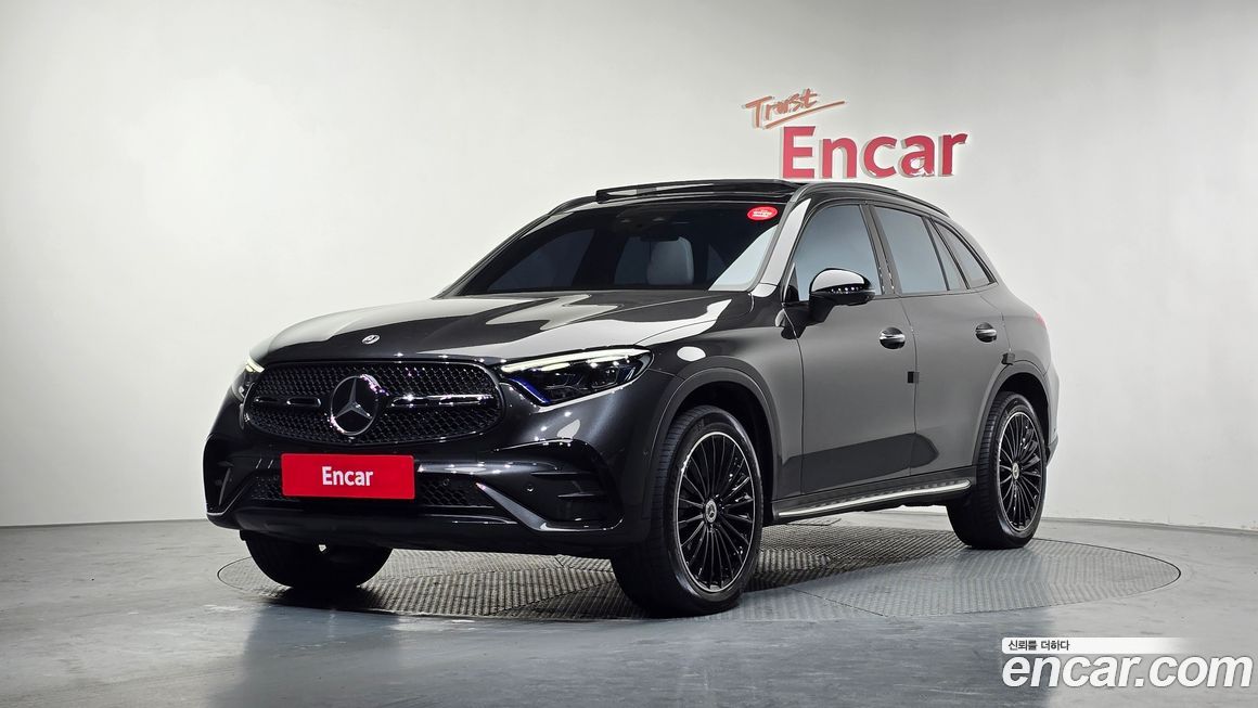Mercedes-Benz GLC-Class 2023