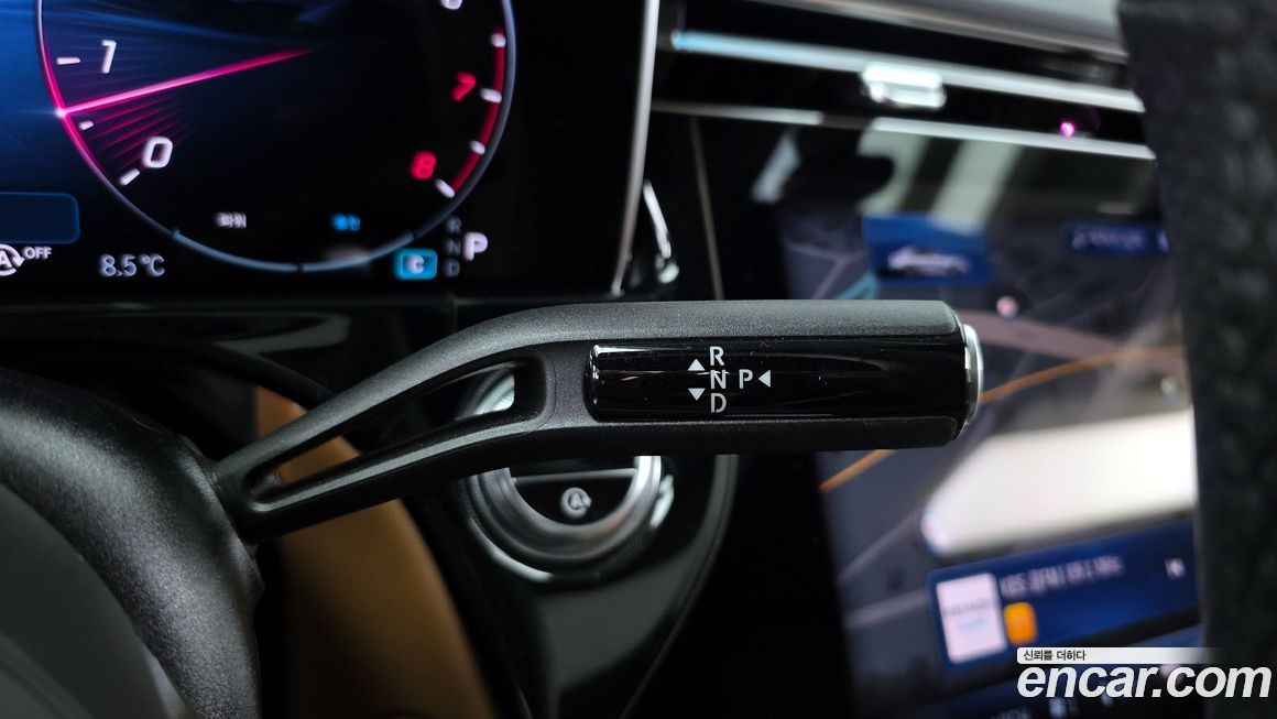 Mercedes-Benz E-Class 2024