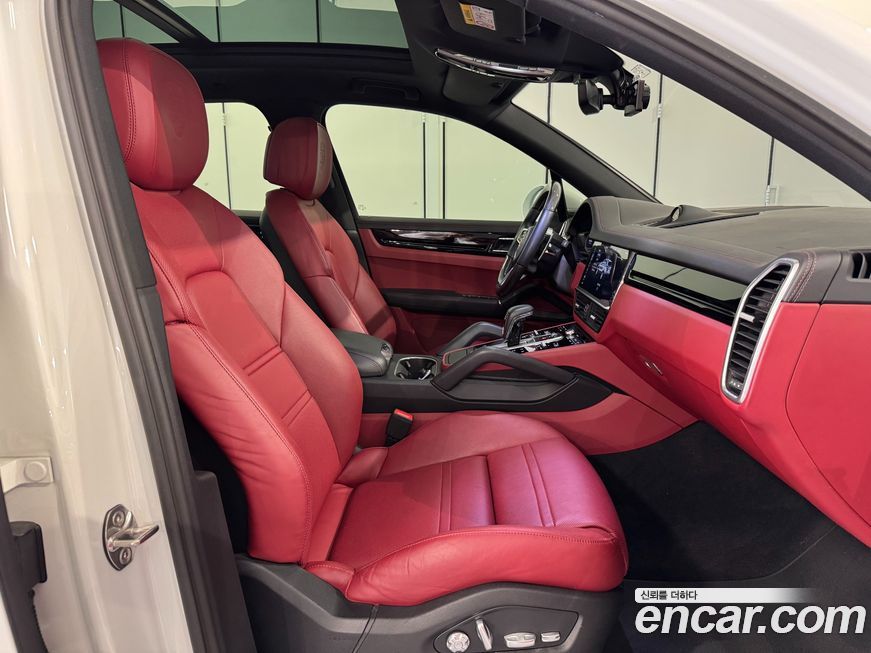 Porsche Cayenne 2020