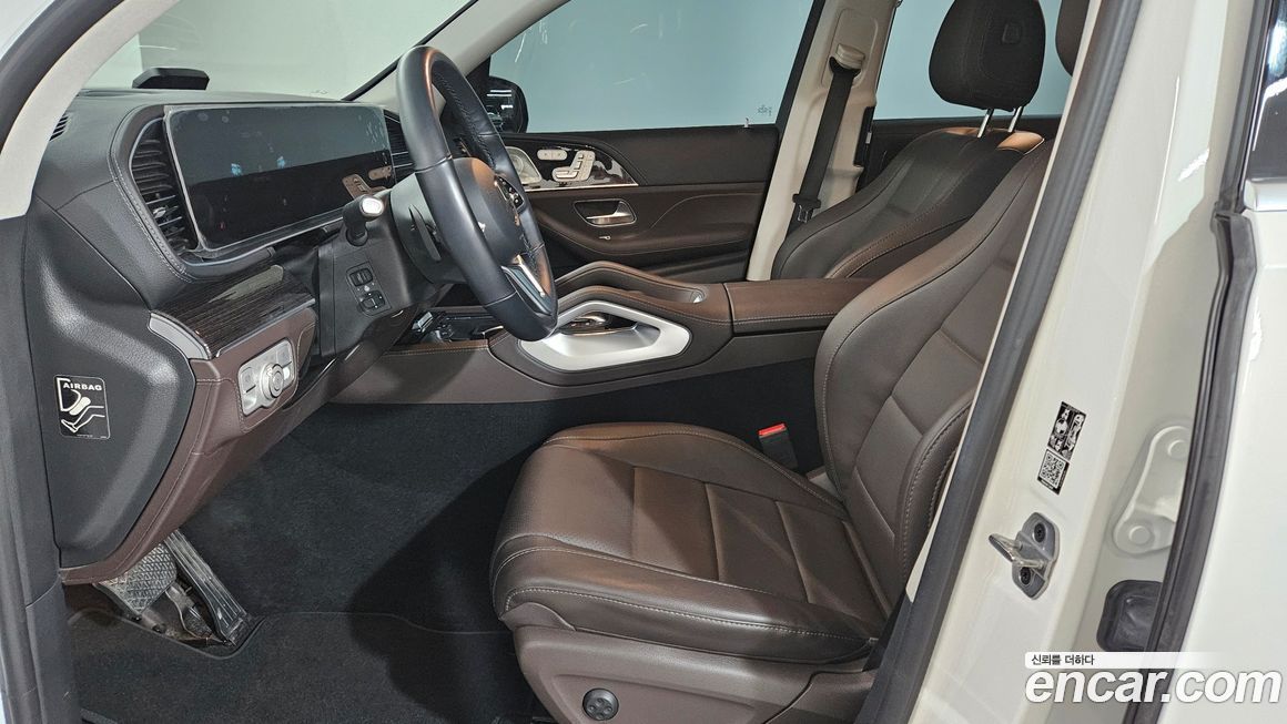 Mercedes-Benz GLE-Class 2023