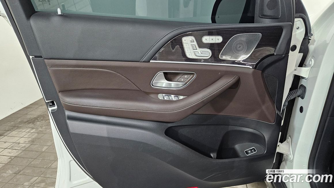 Mercedes-Benz GLE-Class 2023