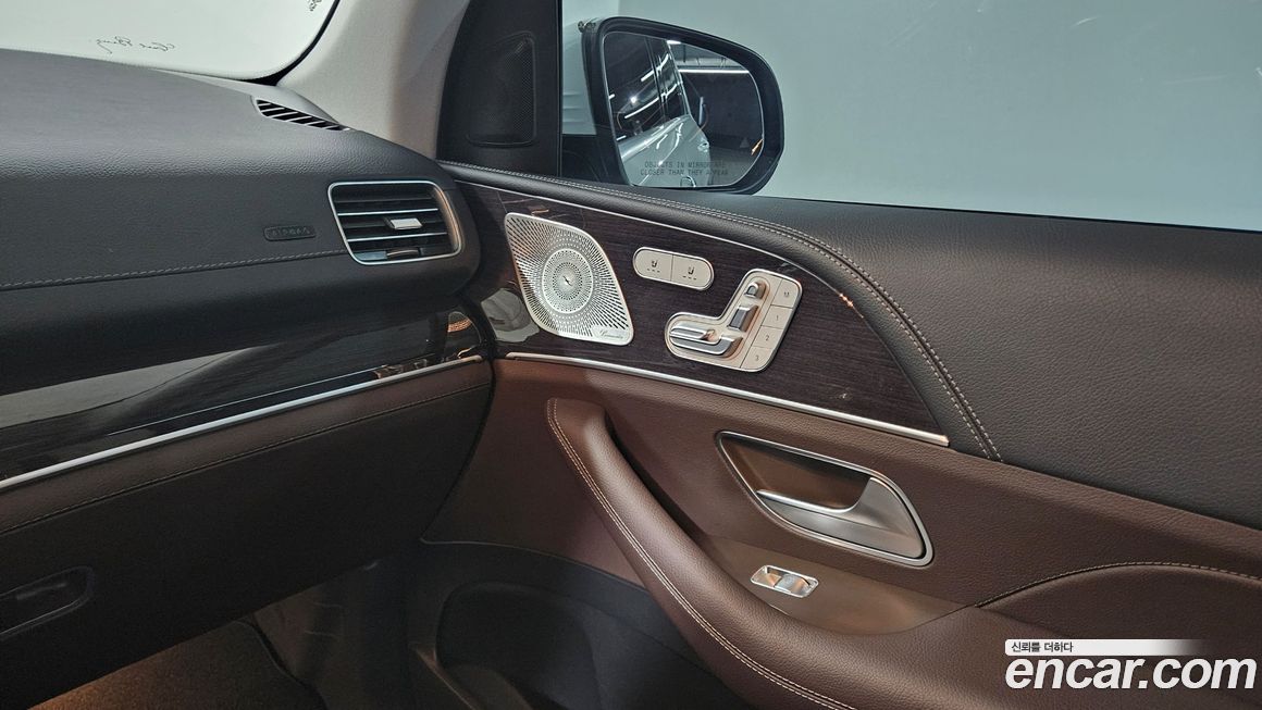 Mercedes-Benz GLE-Class 2023