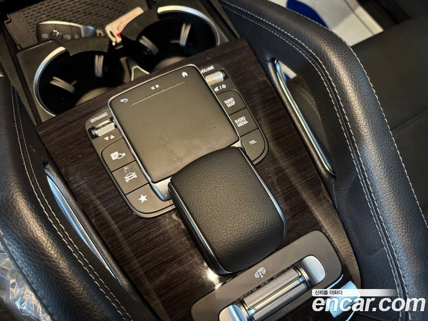 Mercedes-Benz GLE-Class 2021