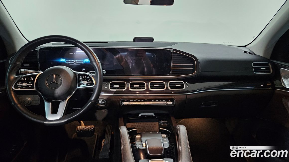 Mercedes-Benz GLE-Class 2023