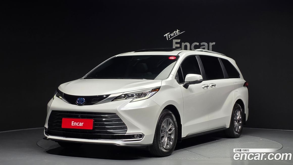 Toyota Sienna 2024