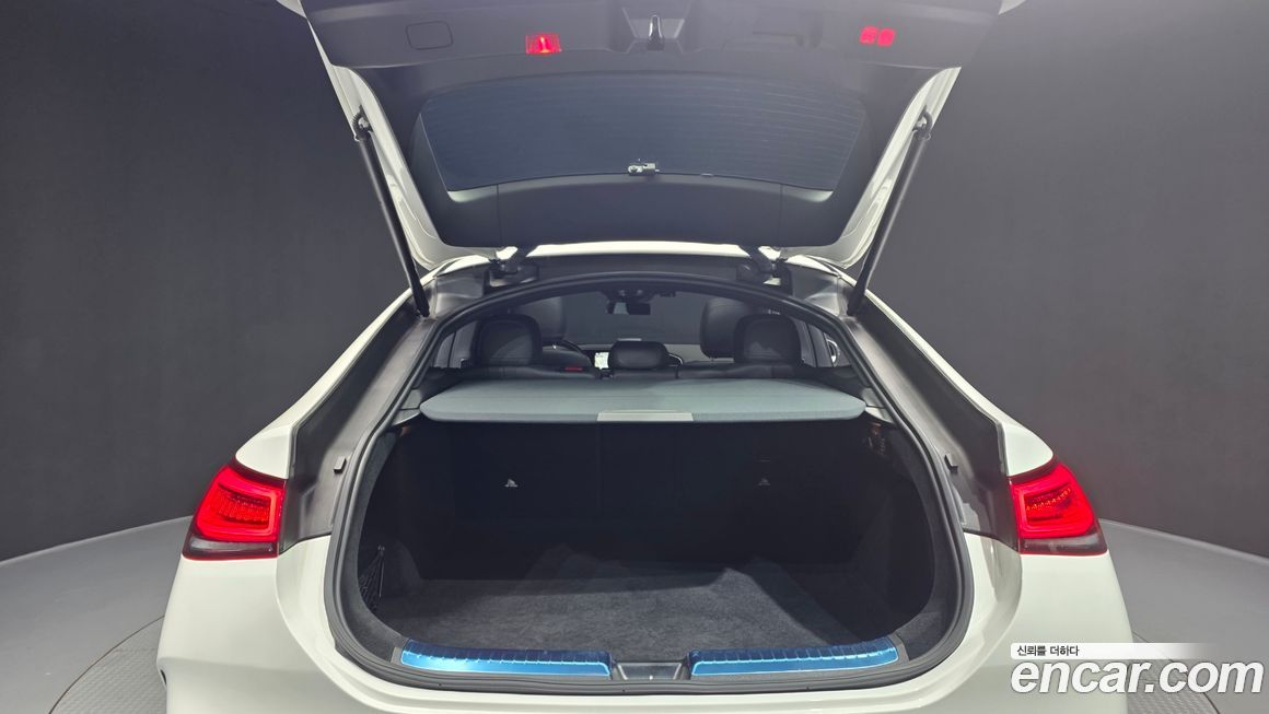 Mercedes-Benz GLE-Class 2023