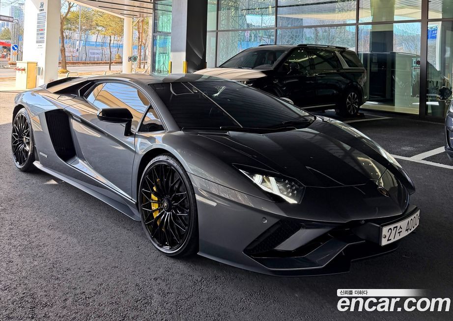 Lamborghini Aventador 2018