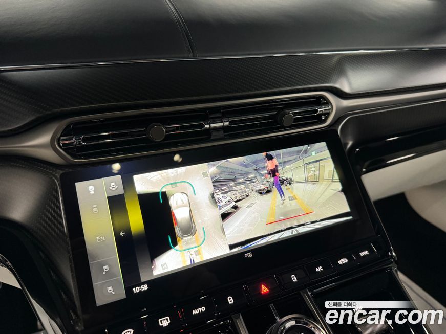 Astonmartin Vantage 2025