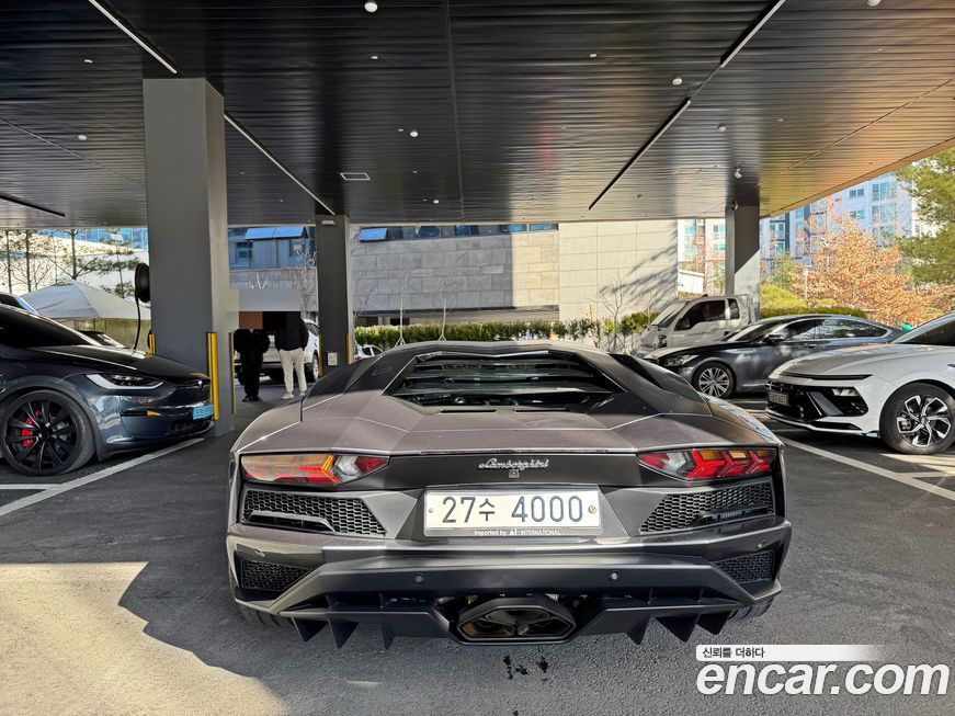 Lamborghini Aventador 2018