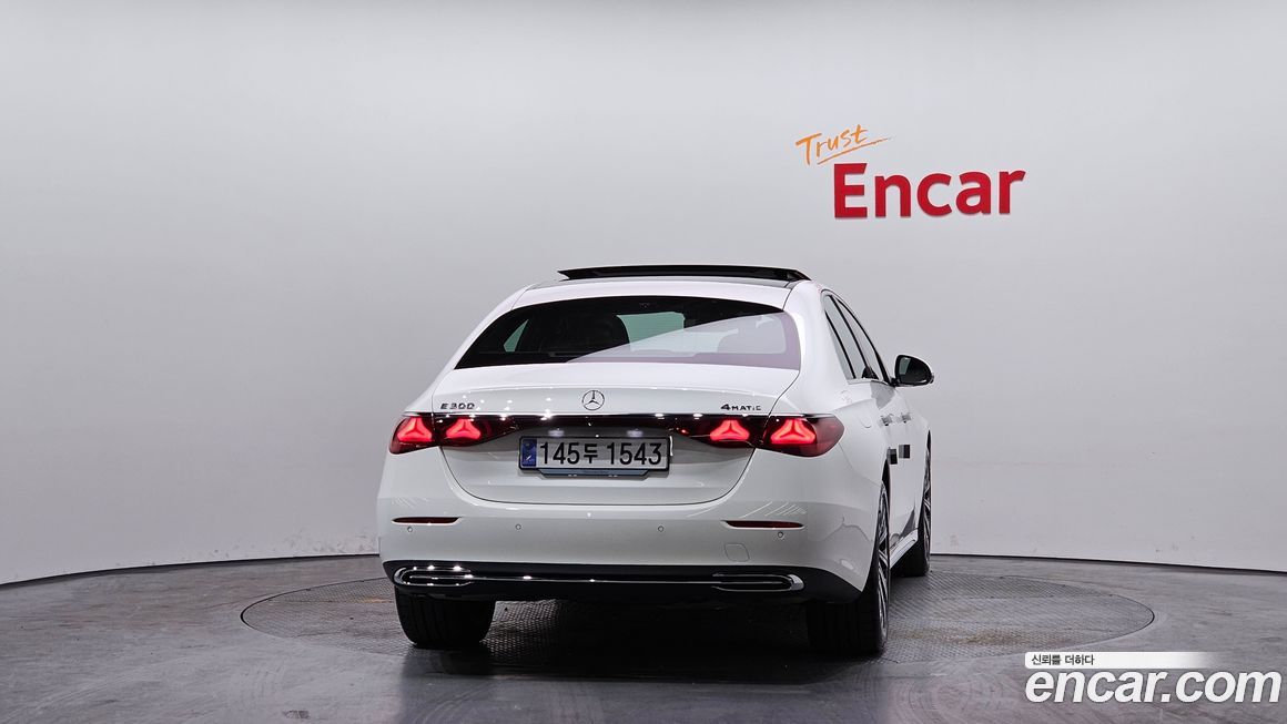 Mercedes-Benz E-Class 2025