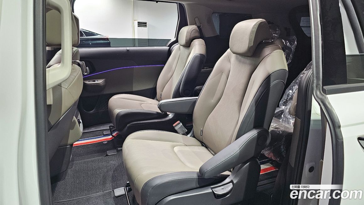 Kia Canival 2025