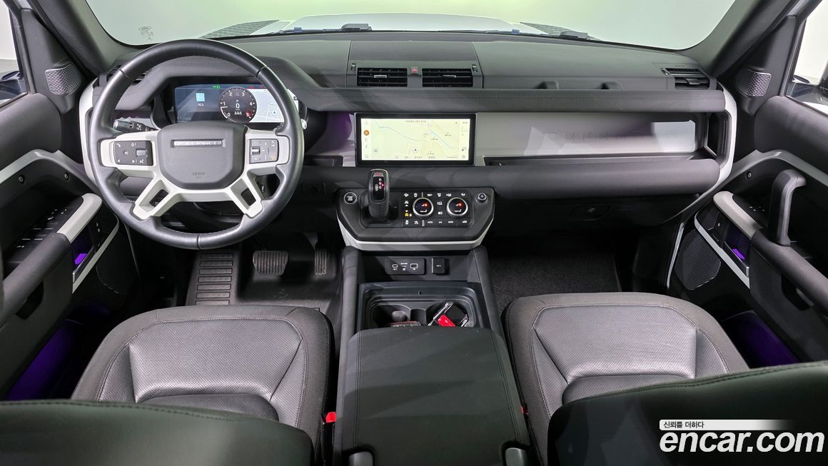 Land Rover Defender 2020