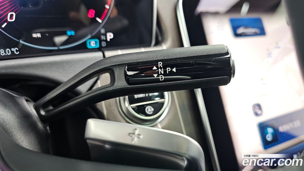 Mercedes-Benz E-Class 2025