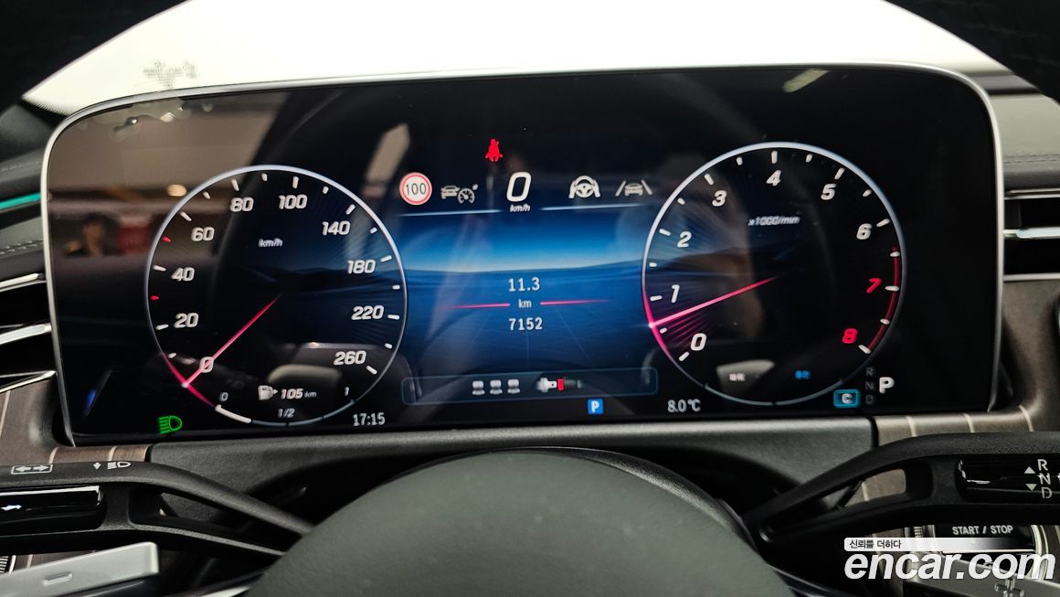 Mercedes-Benz E-Class 2025