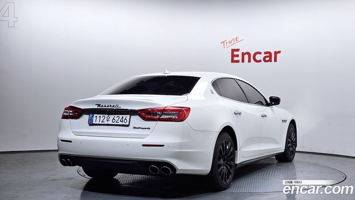 Maserati Quattroporte 2017