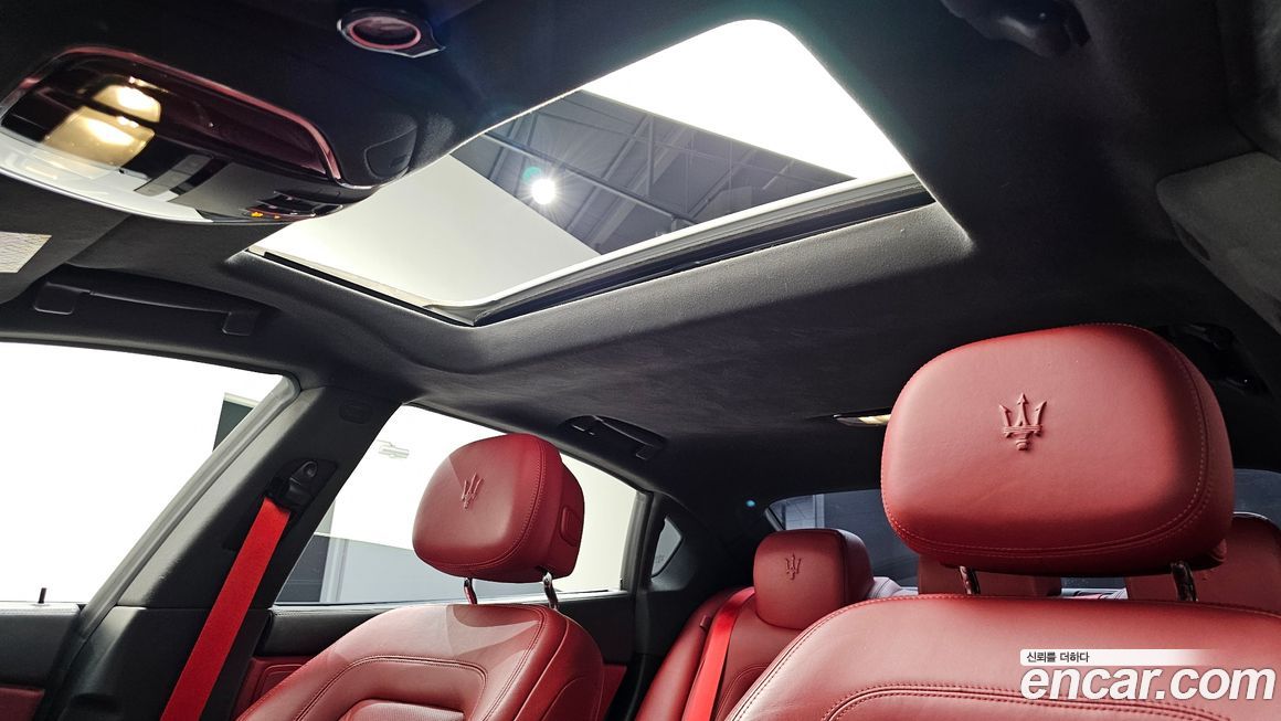 Maserati Quattroporte 2017