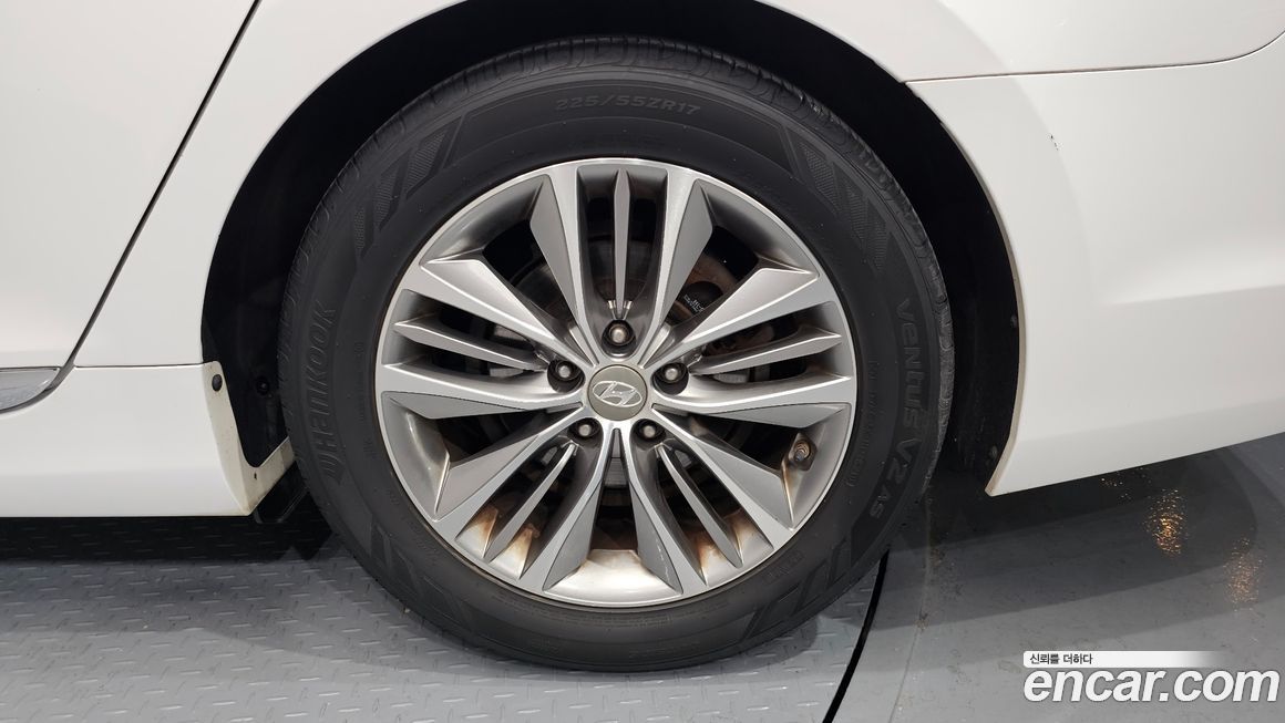 Hyundai Grandeur 2016