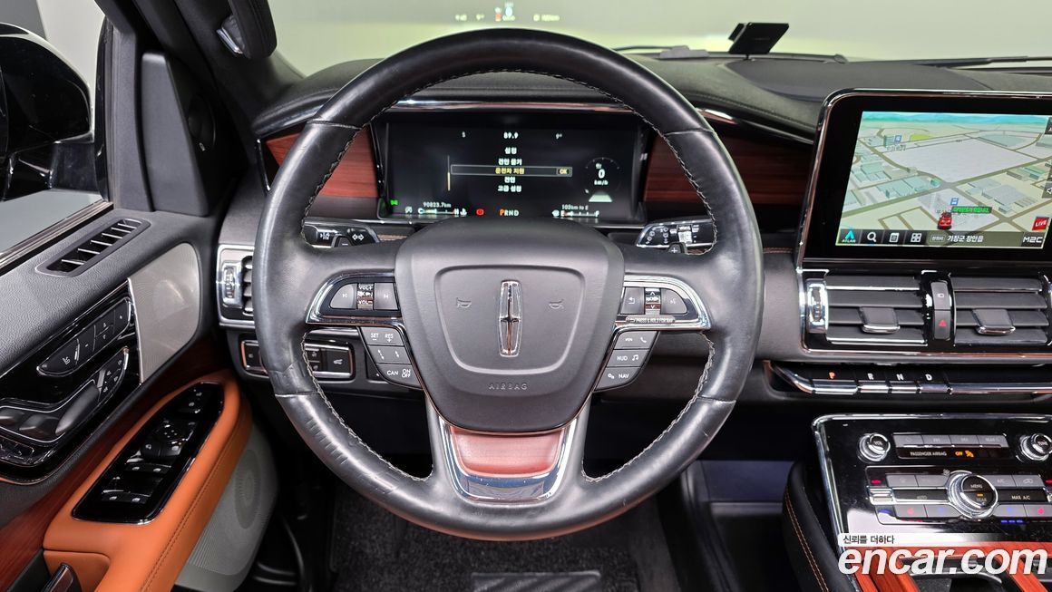 Lincoln Navigator 2021