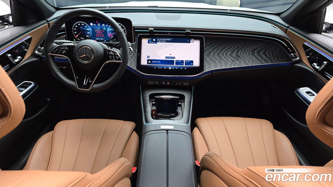 Mercedes-Benz E-Class 2025
