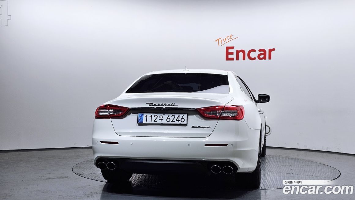 Maserati Quattroporte 2017