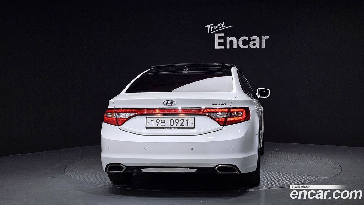 Hyundai Grandeur 2016