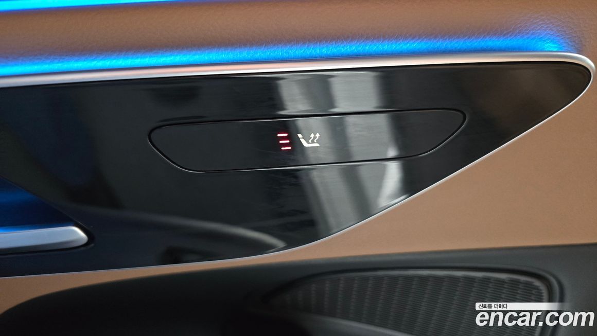 Mercedes-Benz E-Class 2025