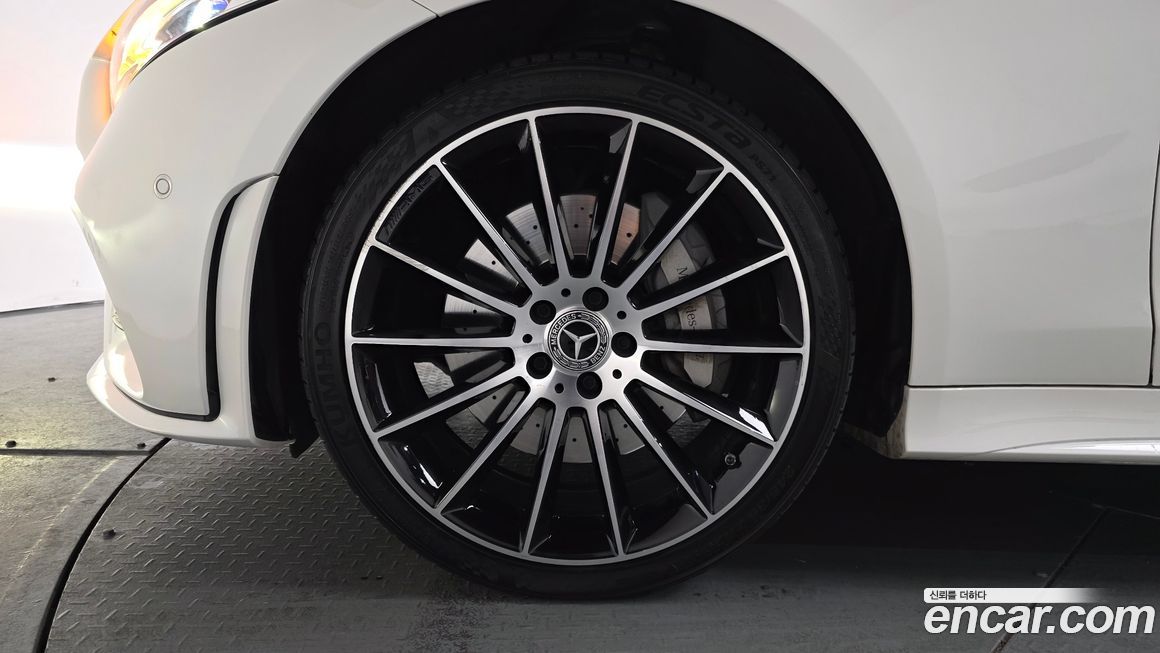 Mercedes-Benz CLS-Class 2021