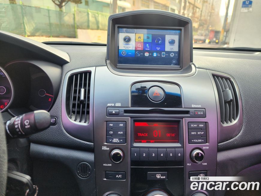 Kia Porte 2012