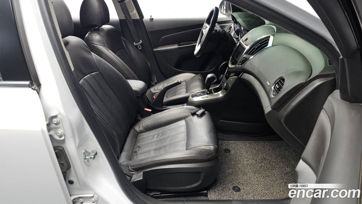 ChevroletGMDaewoo Cruze 2013