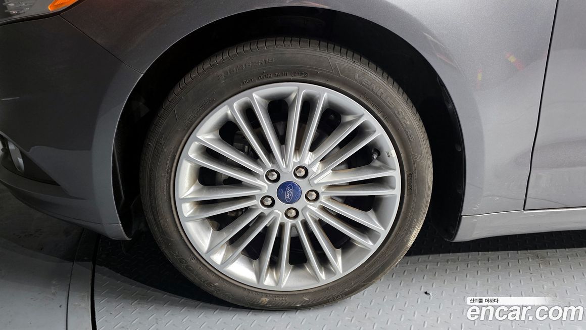 Ford Fusion 2014