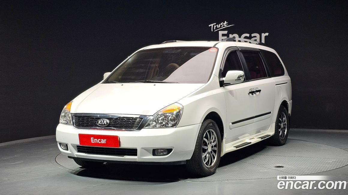 Kia Canival 2013