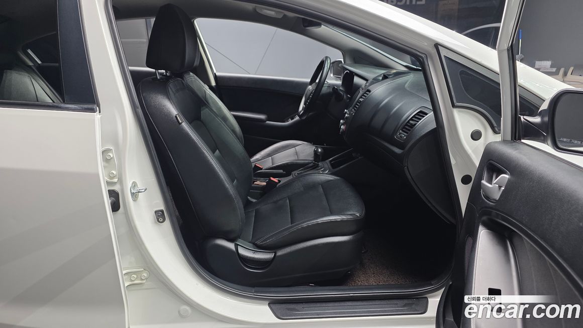Kia K3 2014