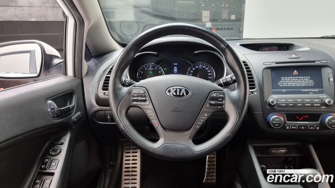 Kia K3 2013