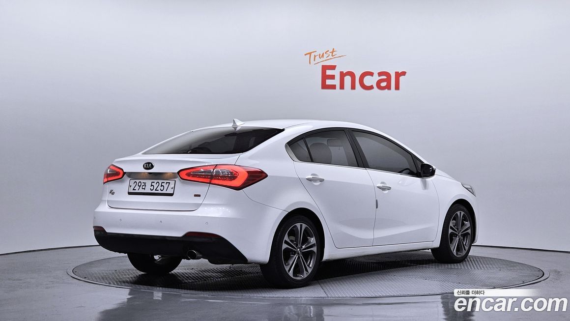 Kia K3 2013