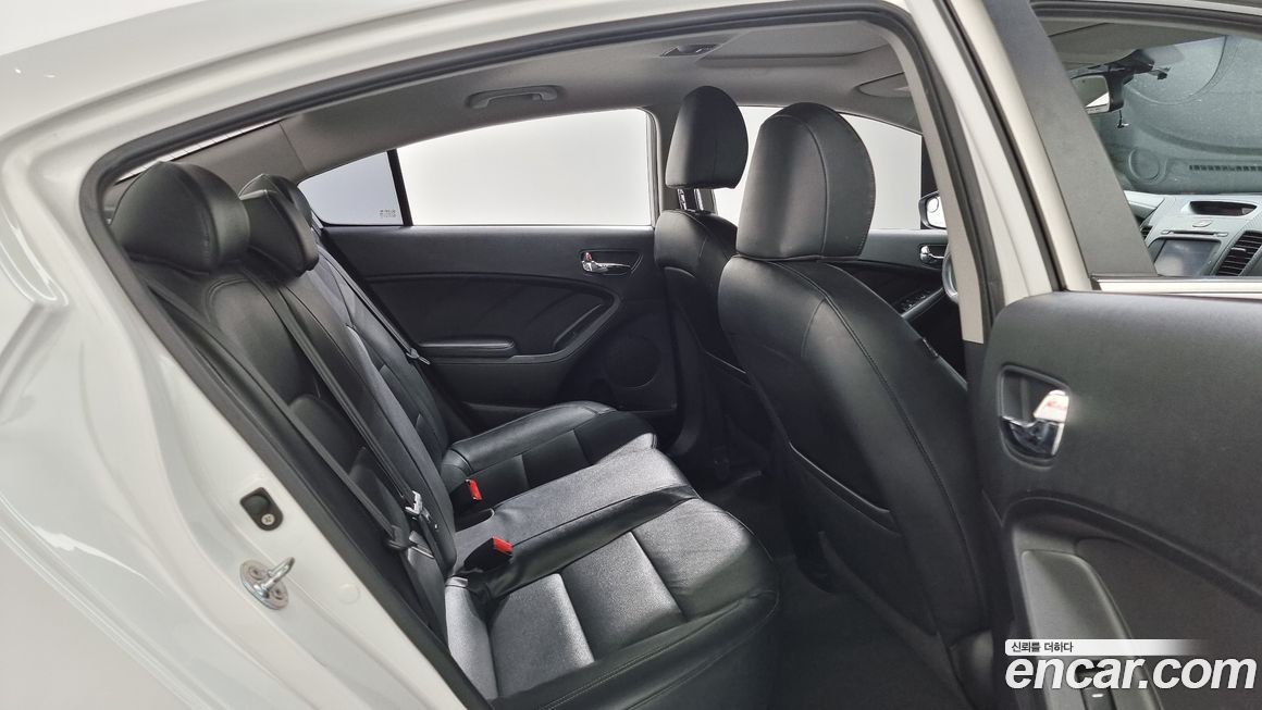 Kia K3 2013