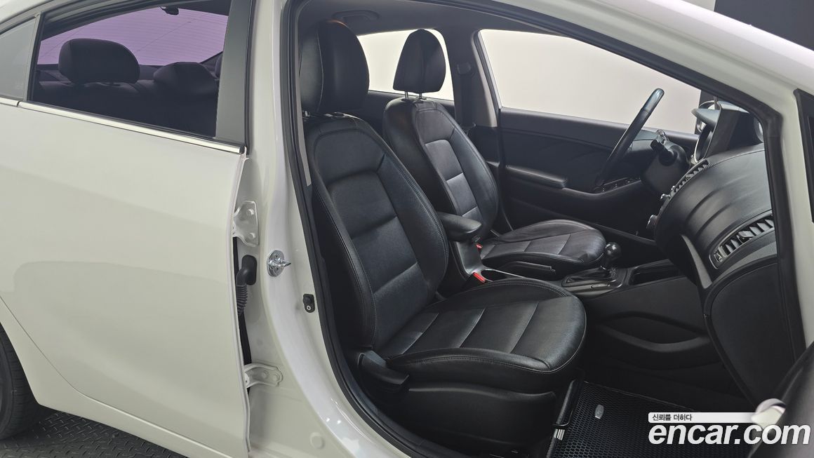 Kia K3 2013