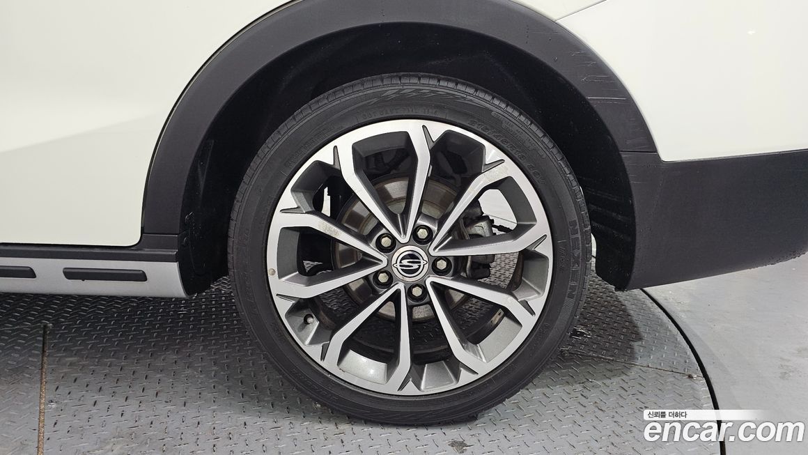 KG_Mobility_Ssangyong TIBOLI 2017